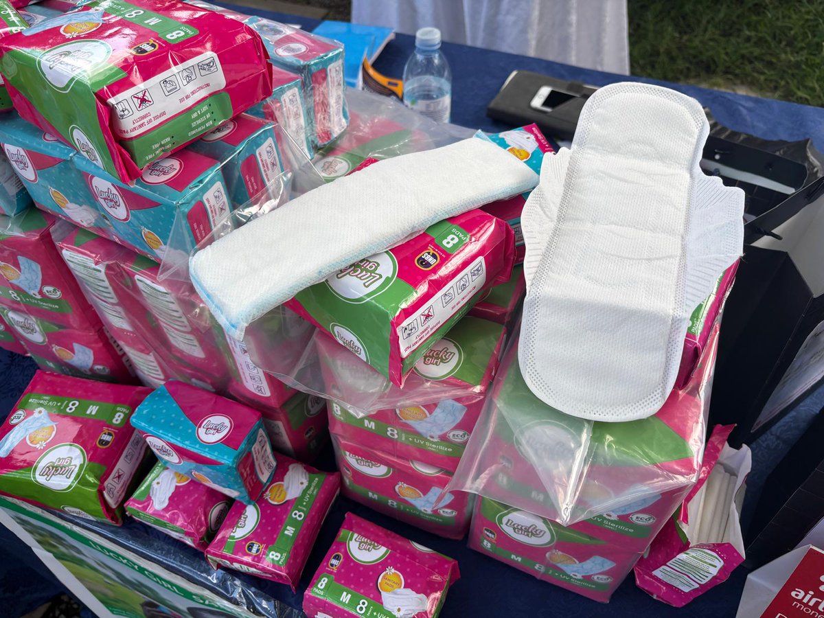 GCSP_Uganda's tweet image. 🌟The Evening Bazaar in #Gulu showcased impactful work by #CSOs. With CUSP’s 🇪🇺🇩🇪 support, @VacNet_ launched LuckyGirl Pads a UNBS-certified social enterprise! 250+ women trained, 4.2M pads produced &amp;amp; 280K youths educated on menstrual health. When women rise, communities thrive💪