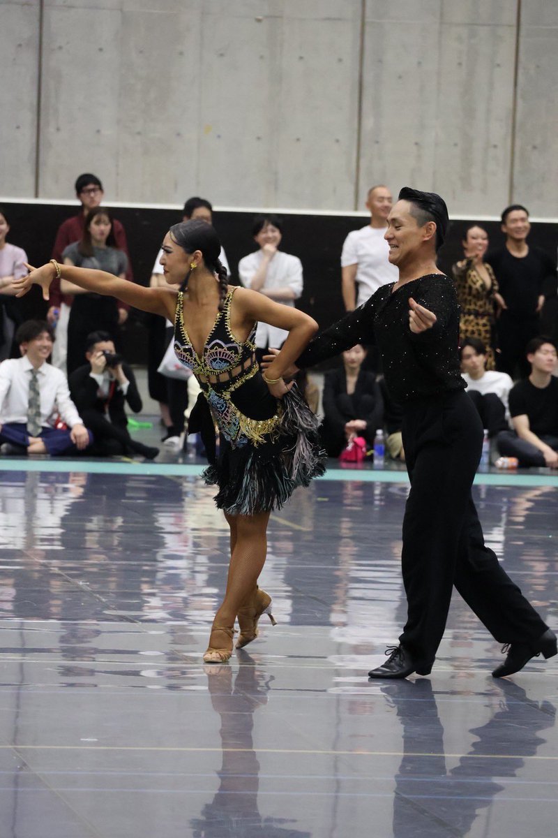 wbdc_waseda's tweet photo. 【第139回東京六大学競技ダンス選手権大会結果報告】

団体成績:3位🥉

川上凛太郎(慶應)×野口葵(早稲田)
W 4位🌟
F 準優勝🥈

畠山怜緒(早稲田)×宮崎夏帆(共立)
C 2位🥈
S 準優勝🥈

三浦遥大(早稲田)×西村恵衣(共立)
R 3位🥉
P 3位🥉

佐竹隼人(早稲田)×伊藤ひとみ(共立)
P 6位🌟 https://t.co/qrpbDUMD3y