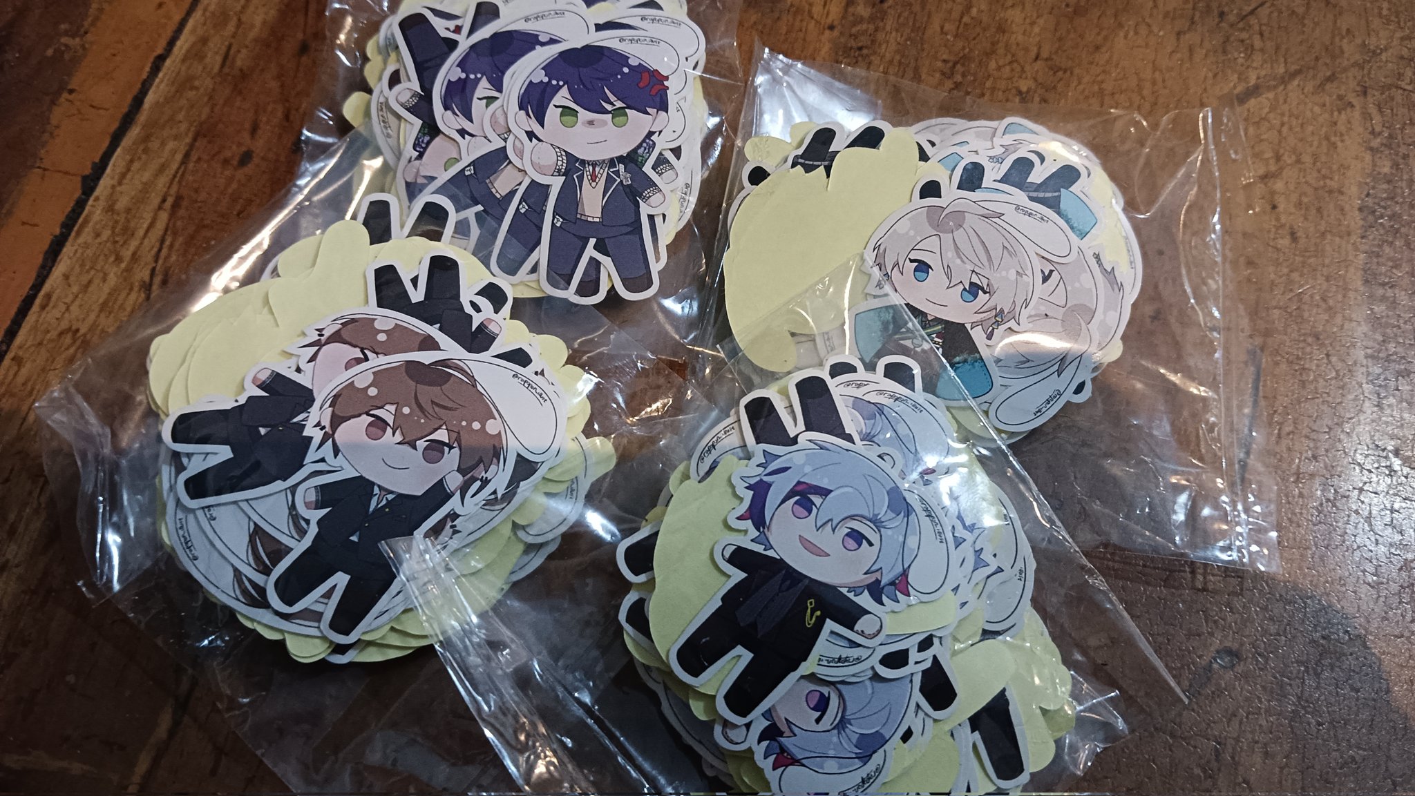 【新品、本物、当店在庫だから安心】 rapopon🎨📦「らぽぽん」| X / (@rapopon_999) B47b - CFXX アイドルグッズ