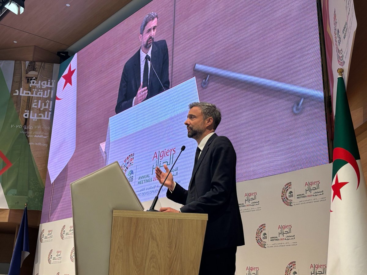 Alvaro Lario (@ifadpresident) on Twitter photo Middle-income countries need tailored solutions to build strong food systems.
That's why <a href="/IFAD/">International Fund for Agricultural Development</a> investments in these countries focus on rural youth employment, climate resilience, digital access, innovation and inclusive value chains.
#2025IsDBGroupAMs Middle-income countries need tailored solutions to build strong food systems.
That's why <a href="/IFAD/">International Fund for Agricultural Development</a> investments in these countries focus on rural youth employment, climate resilience, digital access, innovation and inclusive value chains.
#2025IsDBGroupAMs