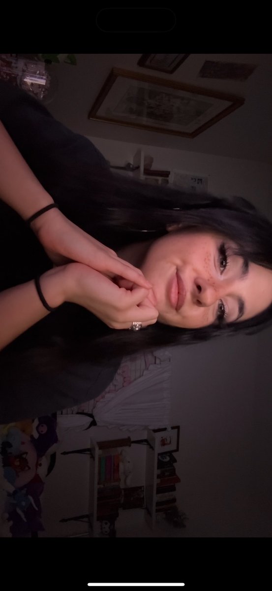 devinevola's tweet image. gn &amp;lt;3