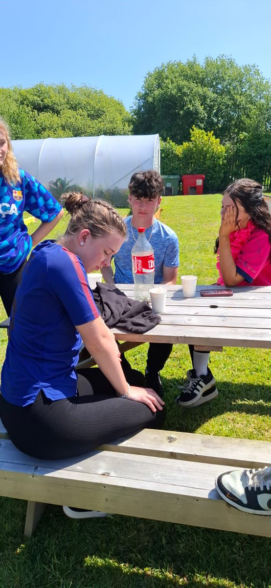 Lucht na hidirbhliana - BBQ scoile 🍔