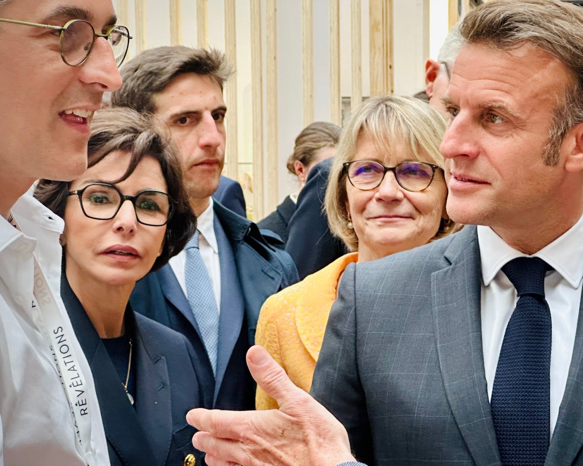 Véronique Louwagie (@verolouwagie) on Twitter photo Excellence, avant-gardisme, éclectisme … la 7e édition de la Biennale internationale des métiers d’#art et #création est de retour dans l’écrin du <a href="/GrandPalaisRmn/">Le Grand Palais</a>.
Miroir de la vitalité créative contemporaine internationale, #Révélations consacre Paris et la France 🇫🇷 comme Excellence, avant-gardisme, éclectisme … la 7e édition de la Biennale internationale des métiers d’#art et #création est de retour dans l’écrin du <a href="/GrandPalaisRmn/">Le Grand Palais</a>.
Miroir de la vitalité créative contemporaine internationale, #Révélations consacre Paris et la France 🇫🇷 comme