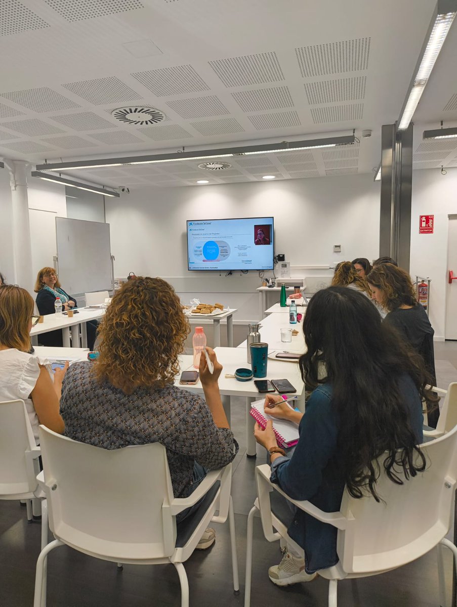 MartaMPalis's tweet photo. Avui ens reunim EAPS Mutuam Barcelona i Girona per assistir a la Jornada ‘online’ “La dimensió Essencial: Sentit i Espiritualitat.
Aprofundim en aquesta esfera per millorar l'acompanyanent al final de vida.

#FundaciónLaCaixa 
#EnfermedadesAvanzadas 
#FinaldeVida 
@CatEaps https://t.co/PIcBBkdIGx