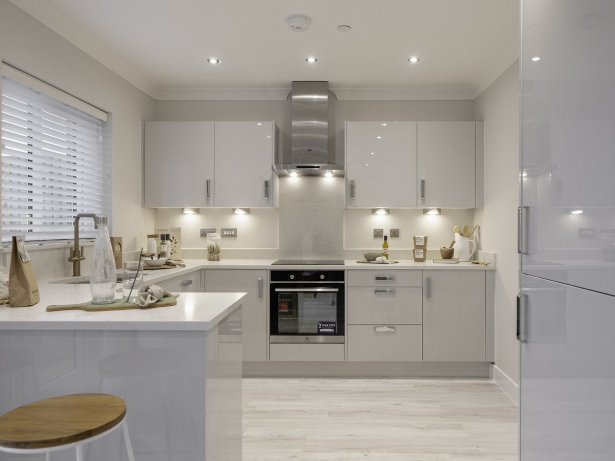 Our homes are crafted with durable materials, energy-efficient appliances and timeless design, so they not only look beautiful, but they run smoothly and are easy to care for years to come 🏡