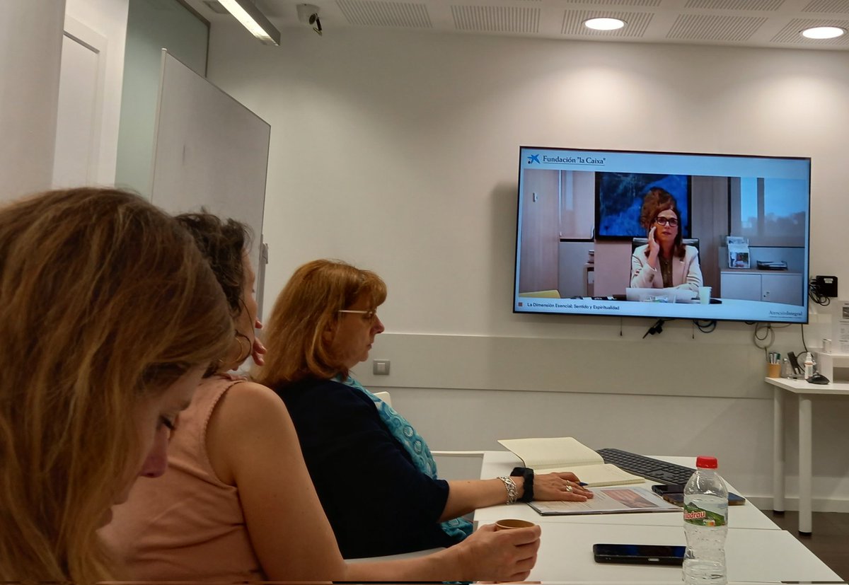 Junt amb les companyes de l'EAPS <a href="/grupmutuam/">GrupMutuam</a>, comencem la Jornada anual EAPS2025 Dimension Esencial Sentido y Espiritualidad <a href="/CatEaps/">EAPS Catalunya</a> #finaldevida #finaldevidafundlacaixa #fundlacaixa <a href="/FundlaCaixaCAT/">Fundació ”la Caixa”</a> <a href="/FundlaCaixa/">Fundación ”la Caixa”</a> #malaltiesanaçades