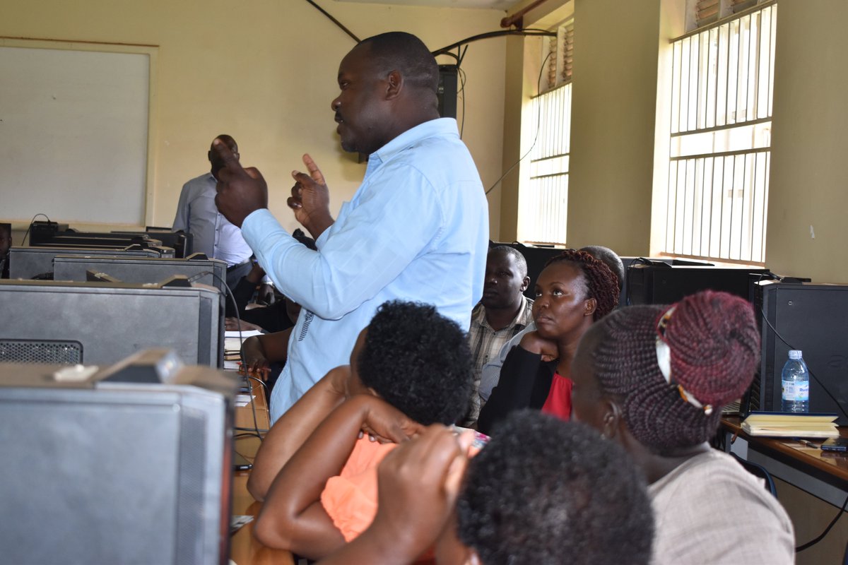 Mityana🌎

Do government institutions also pay taxes?

The answer is YES!

That's why the URA Tax education team in conjunction with the Public Sector Office are currently camped at Mityana S.S.S sensitizing officials from about their tax obligations.

Today the topic of