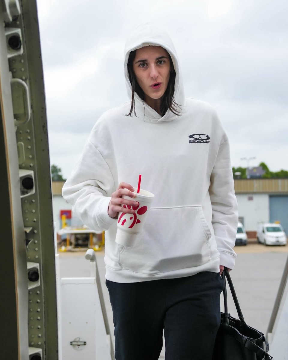 Still rocking this shit, even when it's just a hoodie.