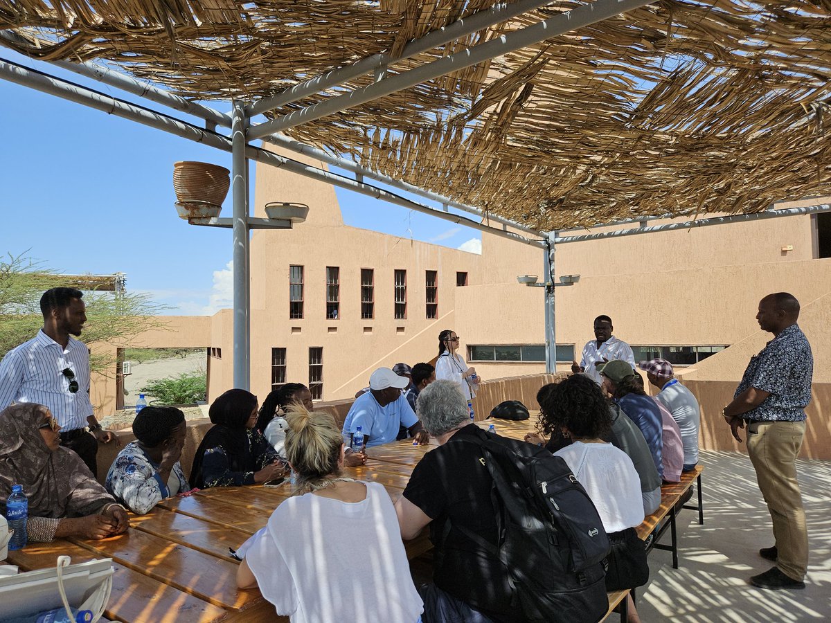 youthmakershub's tweet photo. Exciting synergy in Turkana, Kenya!
Two impactful #YouthmakersHub projects #3is and @aueuyouthvoices meet at @learning_lions to connect, collaborate, and inspire innovation. 🇰🇪
#AUEU #Partnerships #ErasmusPlus https://t.co/YfwcLFx9K1