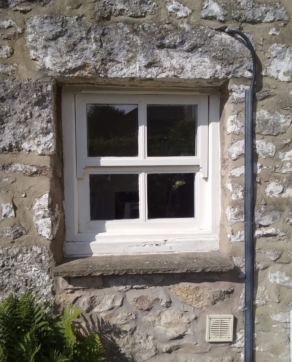 Castle Windows 🏰 tweet media