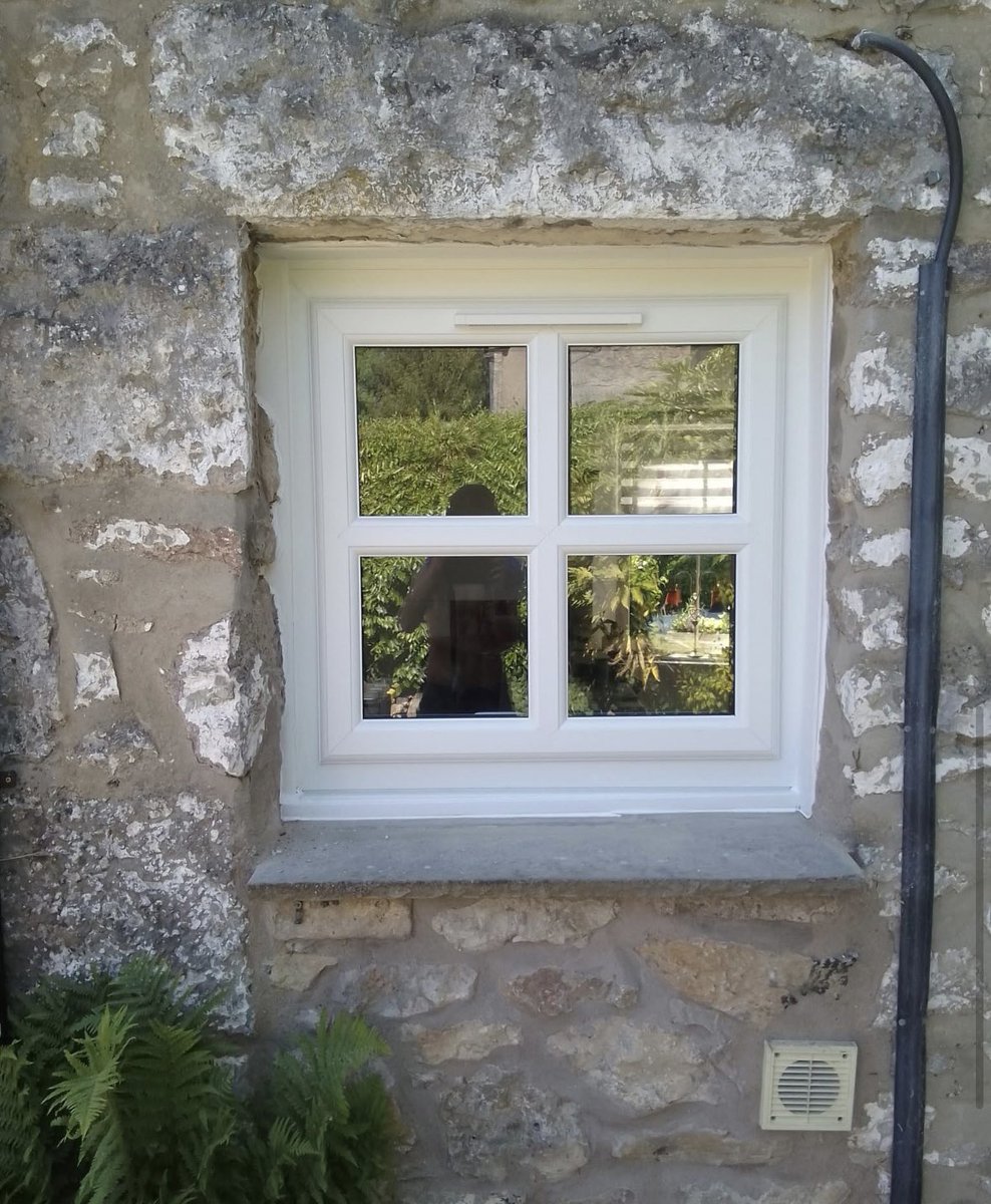 Castle Windows 🏰 tweet media