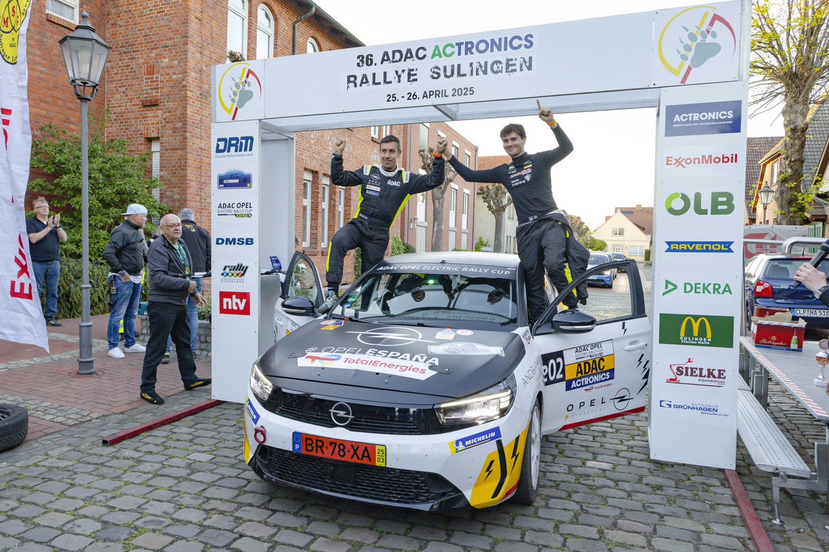 Shakedown Media (@shakedown_media) on Twitter photo 🔝 Sito Español 🤝 <a href="/BorjaOdriozola/">Borja Odriozola</a> se estrenan en el ELE Rallye 🇳🇱 como líderes de la #ADACOpelelEctricRallyCup, gracias a su victoria de hace un mes en el Rallye Sulingen 🇩🇪 con el #OpelCorsaeRally de Sports&You. 🔝 Sito Español 🤝 <a href="/BorjaOdriozola/">Borja Odriozola</a> se estrenan en el ELE Rallye 🇳🇱 como líderes de la #ADACOpelelEctricRallyCup, gracias a su victoria de hace un mes en el Rallye Sulingen 🇩🇪 con el #OpelCorsaeRally de Sports&You.