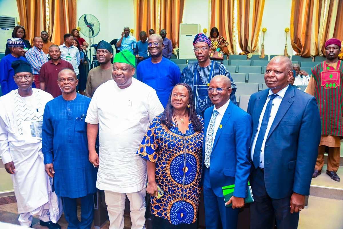 Pharmacio001's tweet photo. On Monday, Sir, @hon_nuru joined the Executive Governor of Plateau State, His Excellency Caleb Mutfwang, for the inauguration of the Fact-Finding Committee. This committee was established by the Governor to investigate and address the persistent violent attacks that have claimed numerous lives across rural communities in the state.