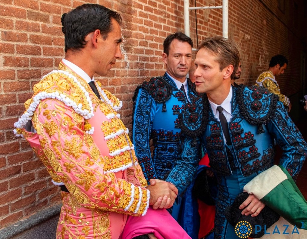 El Pasmo tweet media