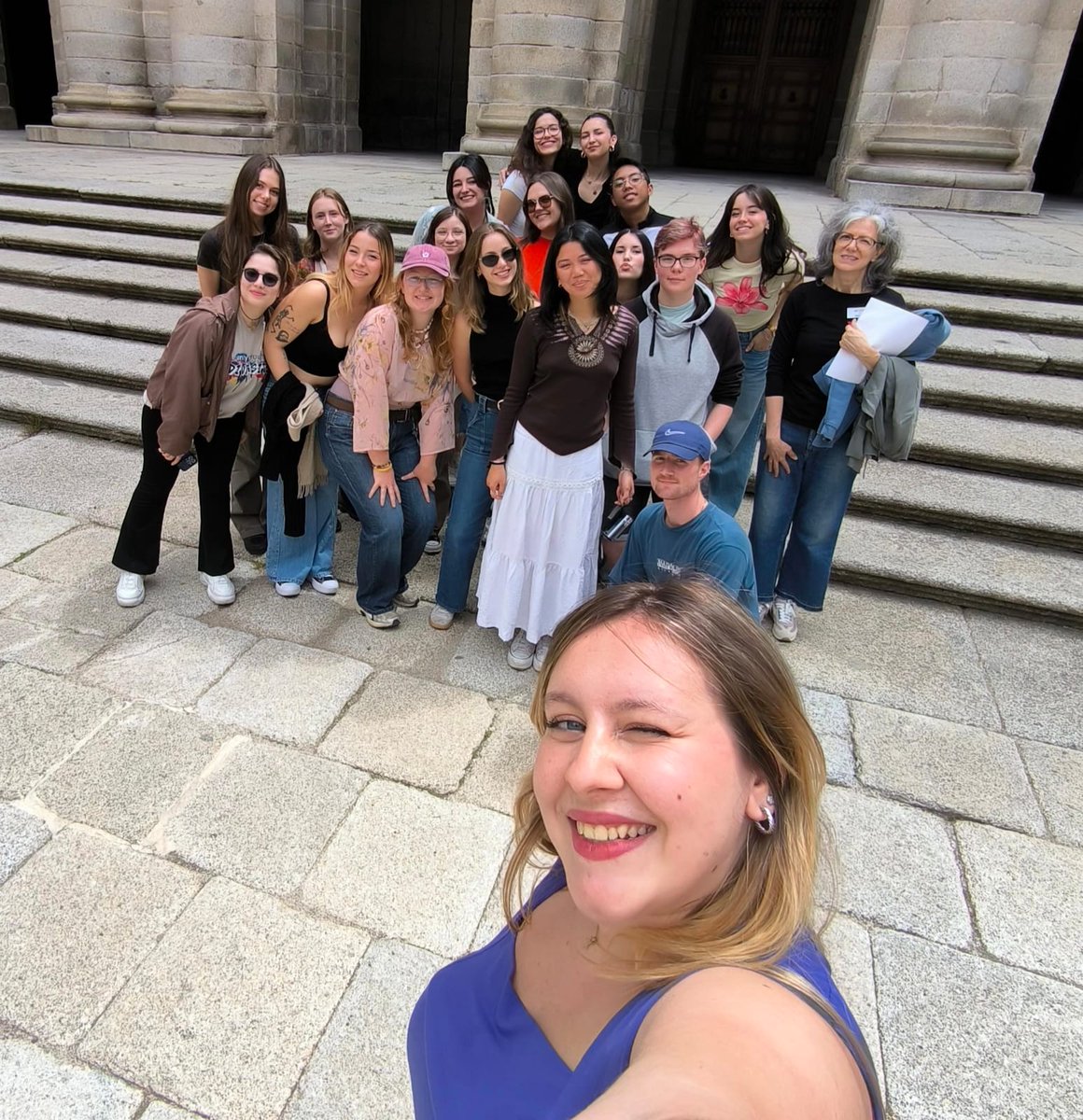 Book Culture & Archive Records (@earlybook_arch) on Twitter photo My students at El Escorial 💗 #EstudiosIngleses <a href="/EstInglesesUVa/">Grado en Estudios Ingleses UVa</a> #SeminarioInternacionalHumanidades <a href="/FyL_UVa/">Filosofía y Letras, Universidad de Valladolid</a>
Thanks <a href="/universidaddeva/">Universidad UVa</a> and <a href="/PatrimNacional/">Patrimonio Nacional</a>
#SpanishConnnections yngalaterra.omeka.net/exhibits/show/… My students at El Escorial 💗 #EstudiosIngleses <a href="/EstInglesesUVa/">Grado en Estudios Ingleses UVa</a> #SeminarioInternacionalHumanidades <a href="/FyL_UVa/">Filosofía y Letras, Universidad de Valladolid</a>
Thanks <a href="/universidaddeva/">Universidad UVa</a> and <a href="/PatrimNacional/">Patrimonio Nacional</a>
#SpanishConnnections yngalaterra.omeka.net/exhibits/show/…