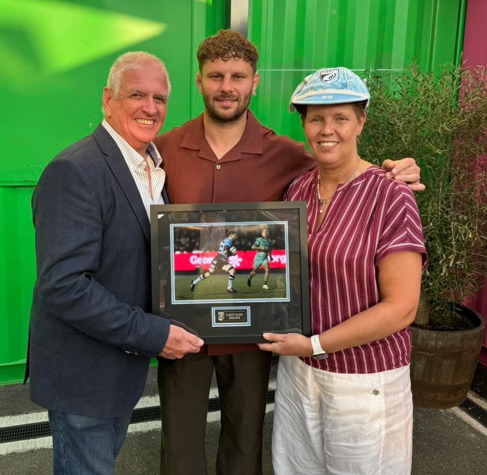 Genesis Wealth Creation (@genesis_wealth) on Twitter photo A great night <a href="/Cardiff_Rugby/">Cardiff Rugby</a> end of season awards and it was great to catch up with <a href="/_ThomasYoung/">Thomas Young</a> as he received his 50th cap award, before he starts a new venture <a href="/dragonsrfc/">Dragons RFC π</a> next season. A great night <a href="/Cardiff_Rugby/">Cardiff Rugby</a> end of season awards and it was great to catch up with <a href="/_ThomasYoung/">Thomas Young</a> as he received his 50th cap award, before he starts a new venture <a href="/dragonsrfc/">Dragons RFC π</a> next season.