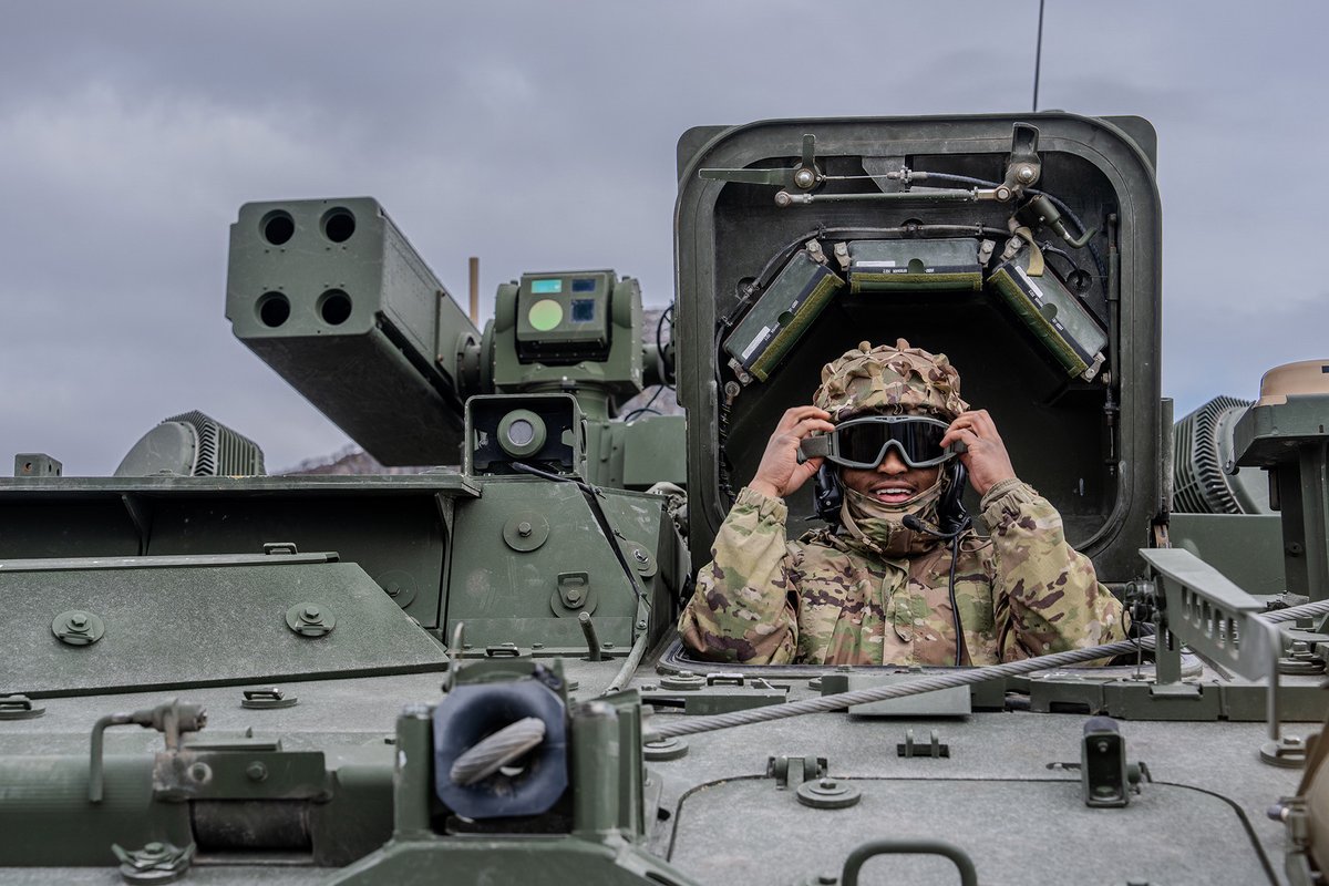 NCIAgency's tweet image. Exercise #FormidableShield🛡️is Europe&apos;s largest live-fire naval exercise, focused on enhancing maritime and operational and tactical interoperability.

NCIA specialists are providing integration and testing expertise, enabling robust communication services and tactical data link…