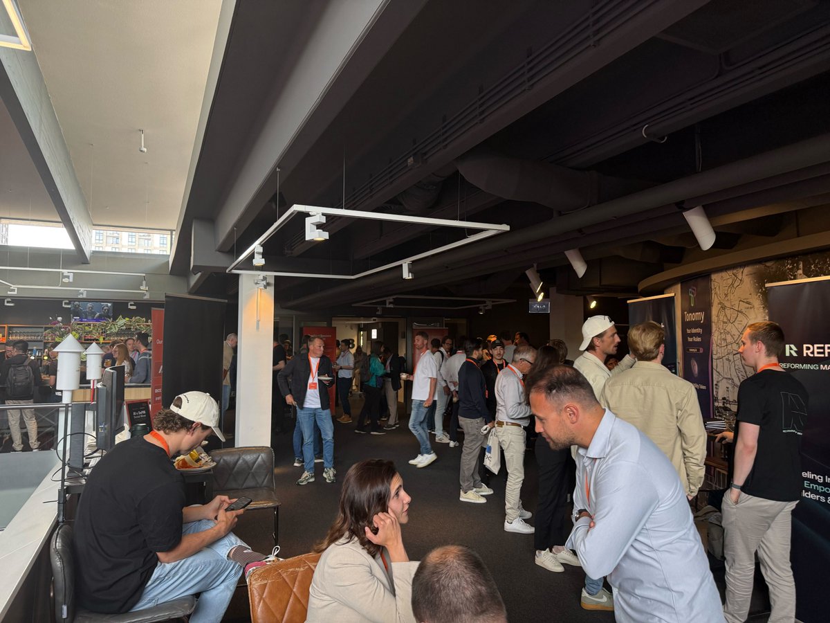 Nuklai Day 2 at <a href="/DutchBlockWeek/">Dutch Blockchain Week</a>⛓️

Today, we're diving into how Nexus helps your business talk to more data in a faster, more efficient and cost-effective way ⚙️

Stay tuned for more photos 📸 and updates!

$NAI