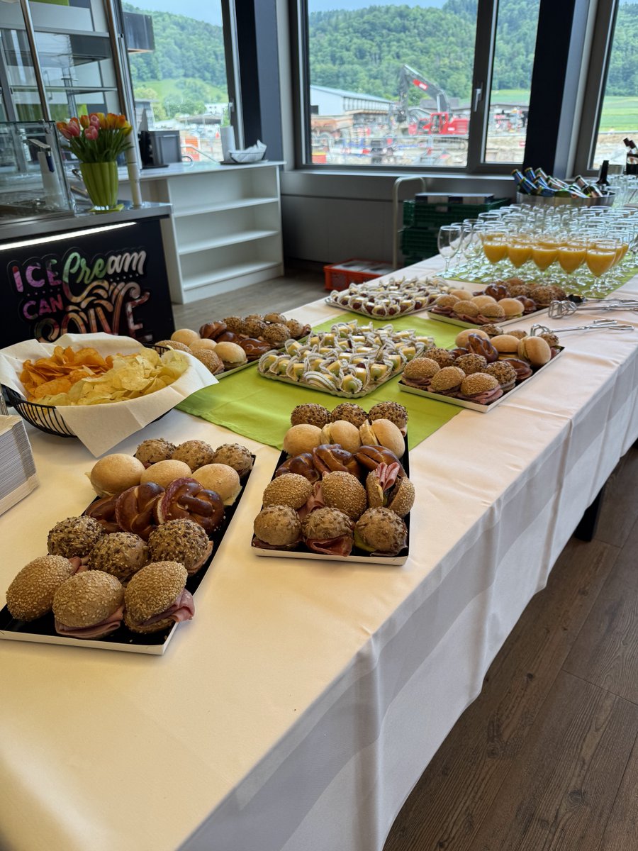 flexbase_group's tweet image. Vielen Dank an über 200 Besucherinnen und Besucher am gestrigen Abend! 💯💯

#DankeFricktal #SternvonLaufenburg #FlexBase #EinAbendmitFlexBase