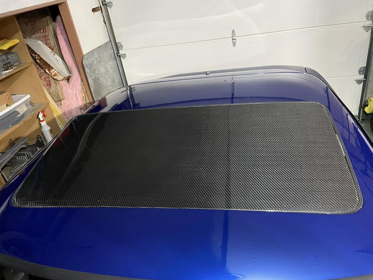Carbon_Micro's tweet photo. Our carbon fiber sunroof is already installed and looks amazing on our friend's car!
Thank you for your trust and these incredible photos!
Learn more about our carbon fiber parts and add style to your car at https://t.co/sMyO5Ns77l
#carbonfiber #sunroof #st162 #st165 #carbon https://t.co/8apqRVc6Oi