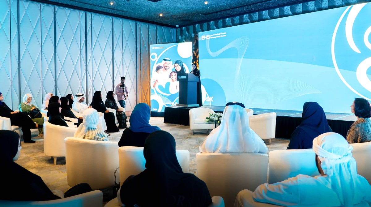 "جمعية أصدقاء مرضى السرطان توقع مذكرة تفاهم مع الإمارات للخدمات الصحية"
وقّعت جمعية أصدقاء مرضى السرطان مذكرة تفاهم مع مؤسسة الإمارات للخدمات الصحية لتعزيز التعاون في مجالات الكشف المبكر عن السرطان، ودعم المرضى ماليًا ومعنويًا، وزيادة التوعية المجتمعية.