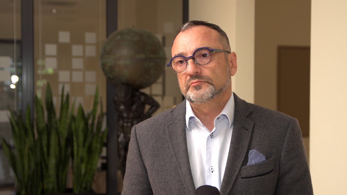 Statystyki dotyczące otyłości coraz bardziej niepokojące. Niewielki odsetek chorych podejmuje leczenie.

tiny.pl/y_3xyyw0

<a href="/imid_warszawa/">Instytut Matki i Dziecka</a> <a href="/Marcin__Czech/">Marcin Czech</a> #CentrumMedycznegoKształceniaPodyplomowego #PolskieTowarzystwoLeczeniaOtyłości #AlinaKuryłowicz