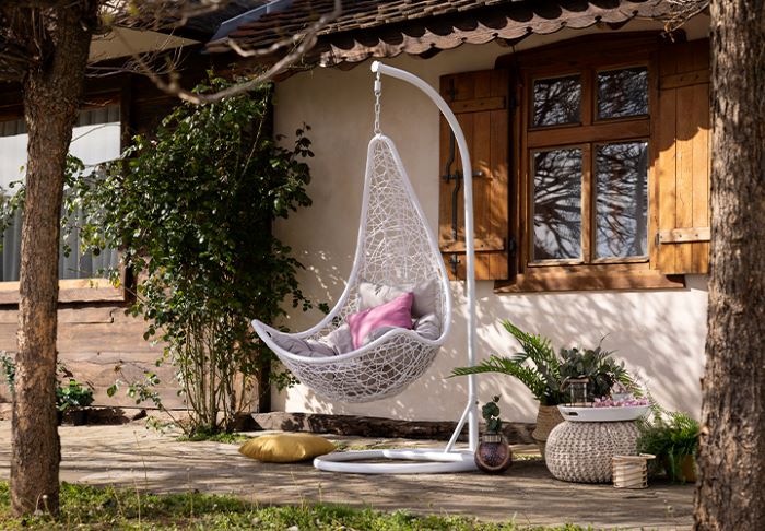 Prolećna transformacija – atraktivan baštenski nameštaj za potpuno opuštanje advertiser-serbia.com/prolecna-trans…