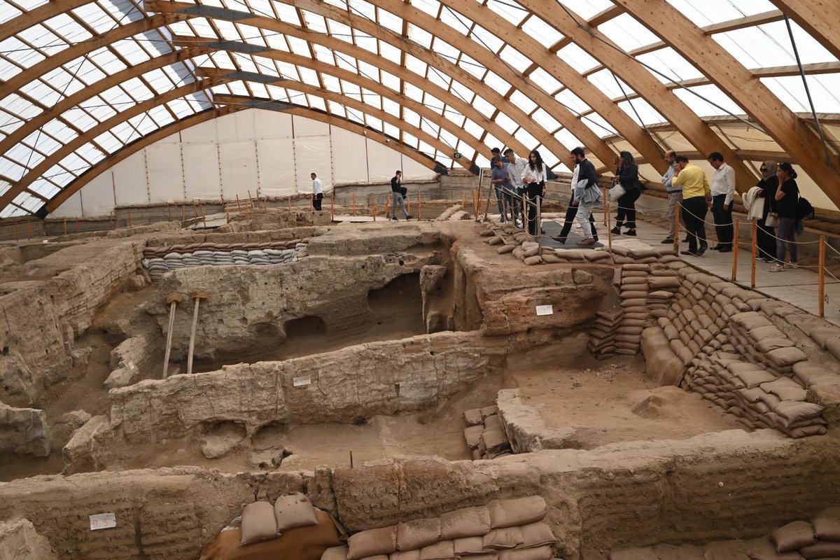 Konya İl Yatırım Komitemizin 33. toplantısı, üye kurum ve kuruluşların katılımıyla Ajansımızın da desteği ile
<a href="/Konyabuyuksehir/">Konya Büyükşehir Belediyesi 🇹🇷</a>
tarafından hayata geçirilen Çatalhöyük Tanıtım ve Karşılama Merkezi’nde gerçekleştirildi.

<a href="/KalkinmaAjansGM/">Kalkınma Ajansları Genel Müdürlüğü</a>