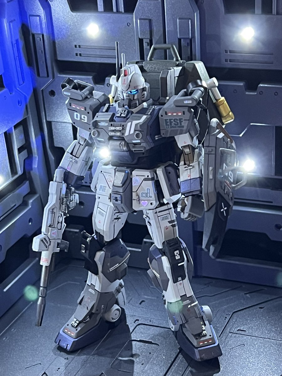 F123_SSCU's tweet image. ez8完成(≖ᴗ≖ )♡
初めてLED付きハンガーベースを使いました
これだけでかっこいい( -᷅ ·̫ -᷄ )
#ガンプラ好きと繋がりたい #ガンダム #ez8 #あすぱら模型 #チキン屋 #08小隊