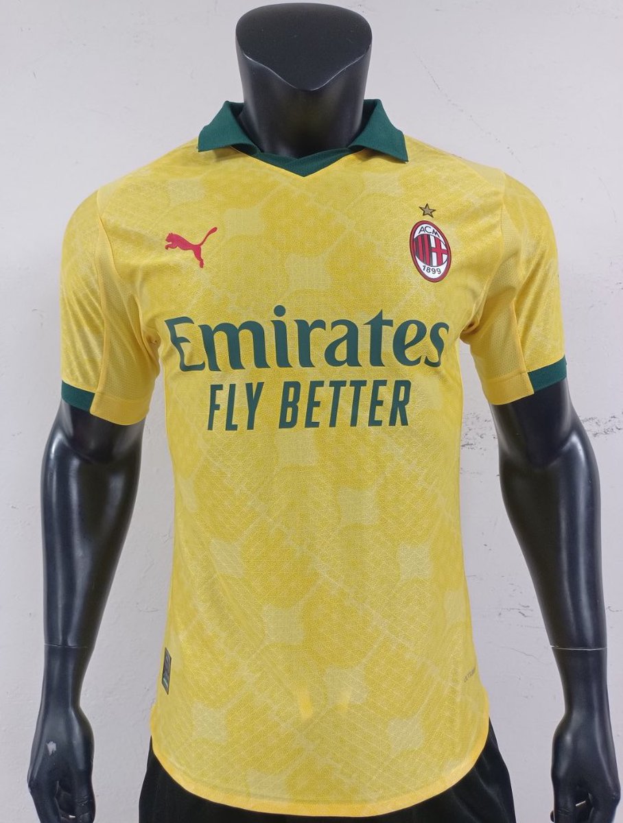 ig: RBSAPPAREL.2010 tweet media