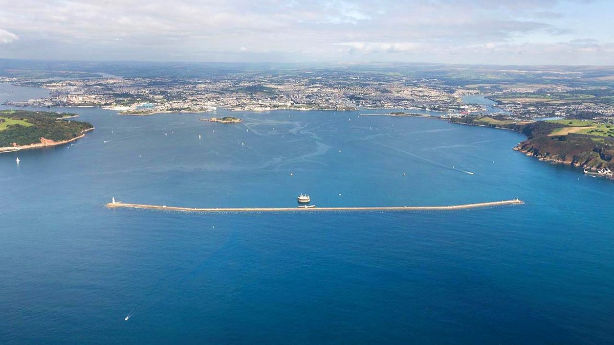 Coastal communities and marine wildlife could benefit from improved monitoring of nutrient pollution in UK waters, claims new study 🦭🦐📋
plymouth.ac.uk/news/new-resea…