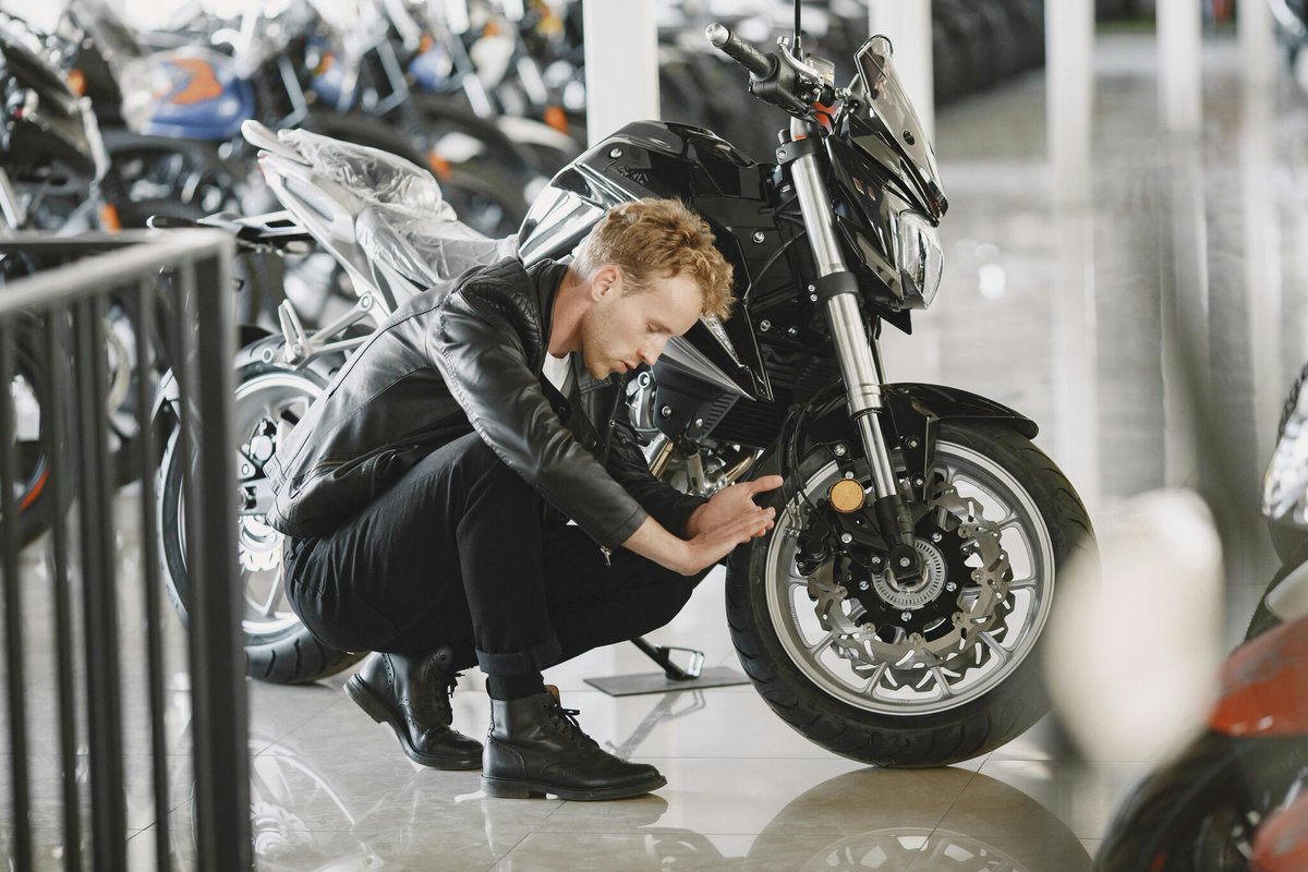 Run a motorcycle dealership? This one’s for you. 🏍 

Our dedicated hub is packed with content tailored to your world – from expert-led webinars to practical tips on risk management, demo rides and more.

Explore now: bit.ly/3ZgjIvM

#MotorcycleDealers #MotorTrade