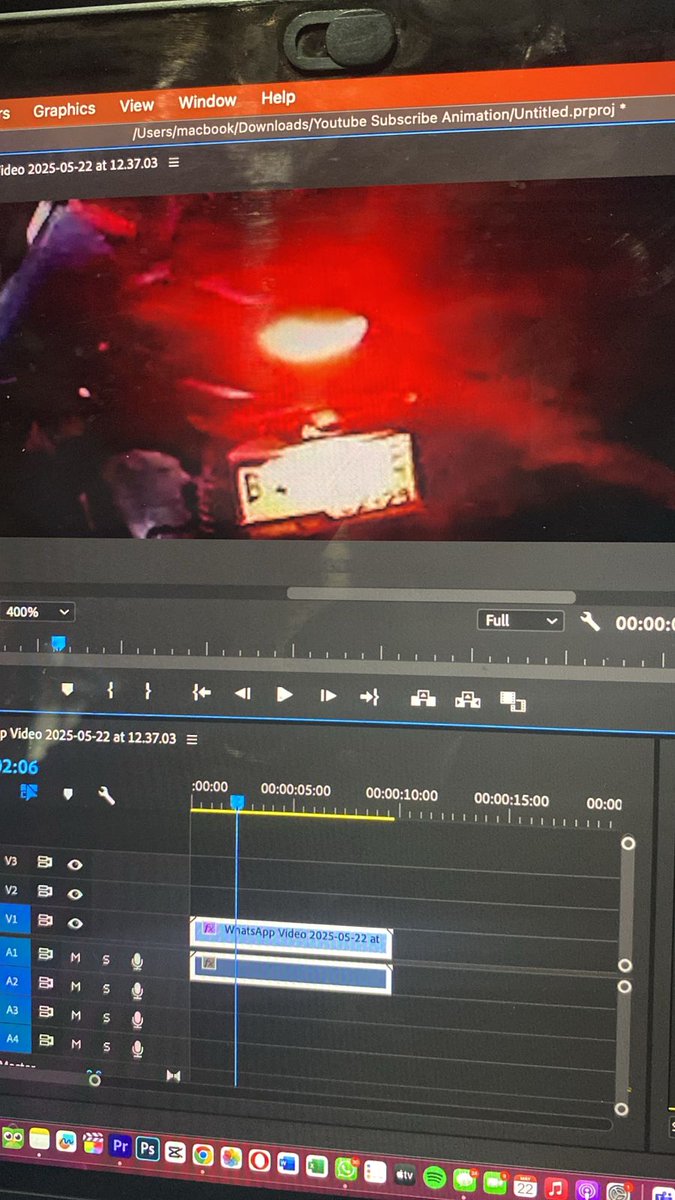 Saat ini korban kondisi masih shock berat dan pihak keluarga juga masih cari pelaku. any information yang bisa kaliat berikan bakalan berguna banget buat aku dan keluarga. Terima Kasih banyak teman-teman