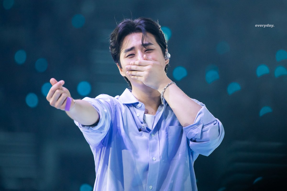everyday1219_'s tweet photo. 250518 DAY6 FOREVER YOUNG 
FINALE in SEOUL

#영케이 #YoungK #강영현 #DAY6 #데이식스 https://t.co/BpAtJWYjW9
