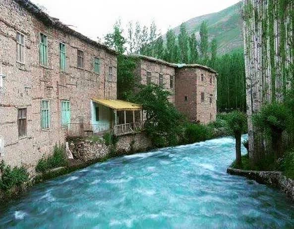 Miks bi vê ava mibarek navdar e.îro niyet dikin bi HESê beriyê lê bigirin. Bi salan e Miksê rê dixwest niha ew avê jî dibirin. Gere destûra vê neyê dayîn. Ev ne xizmet, qiyamet e. Wêrankirina Miksê ye.