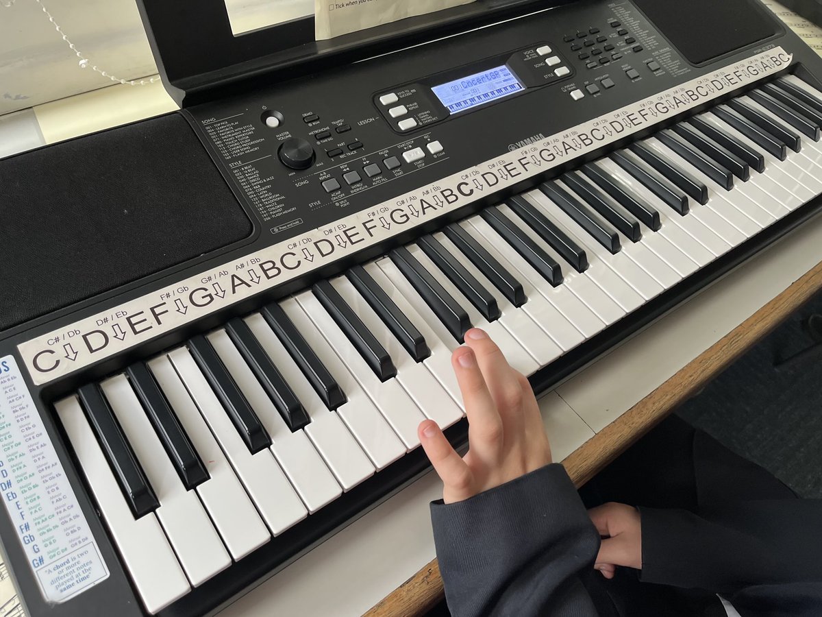 mrsmusicedwards's tweet photo. ⁦@bthccmusic⁩ Year 7 practising for their #OdetoJoy assessment … even Dan with a broken wrist! https://t.co/HNUajliqsh