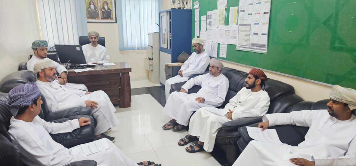 مدرسة حفص بن راشد (10-12) (@hafsschool) on Twitter photo اجتماع مدير المدرسة وبحضور مساعدي المدير، بالموظفين من الإداريين والفنيين والأخصابين، وتوضيخ منظومة حوافز الإجادة المؤسسية، ومعايير اختيار موظف الشهر والموظف المبتكر والمبادر والعدد المخصص.
#فعاليات_تعليمية_مسقط
<a href="/Muscat2024/">دائرة الإشراف التربوي</a>
<a href="/eso_seeb/">إدارة التربية والتعليم بالسيب</a>
#مدارسنا_مستقبل_واعد
#تعلم_مستدام اجتماع مدير المدرسة وبحضور مساعدي المدير، بالموظفين من الإداريين والفنيين والأخصابين، وتوضيخ منظومة حوافز الإجادة المؤسسية، ومعايير اختيار موظف الشهر والموظف المبتكر والمبادر والعدد المخصص.
#فعاليات_تعليمية_مسقط
<a href="/Muscat2024/">دائرة الإشراف التربوي</a>
<a href="/eso_seeb/">إدارة التربية والتعليم بالسيب</a>
#مدارسنا_مستقبل_واعد
#تعلم_مستدام