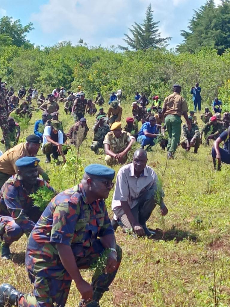 With 5000 Military personal at Kodera forest in Homabay County doing it right for the Environment 
Courtesy of <a href="/KeForestService/">Kenya Forest Service</a> 
#ClimateAction 
With <a href="/HomaBayCountyKE/">𝐇𝐨𝐦𝐚 𝐁𝐚𝐲 𝐂𝐨𝐮𝐧𝐭𝐲</a> 
<a href="/kdfinfo/">Kenya Defence Forces</a> 
<a href="/KenyaPolice3/">Kenya Police Service</a> <a href="/kenyanavysc/">Kenya Navy FC</a> <a href="/NYS_Ke/">NYS  Kenya</a>