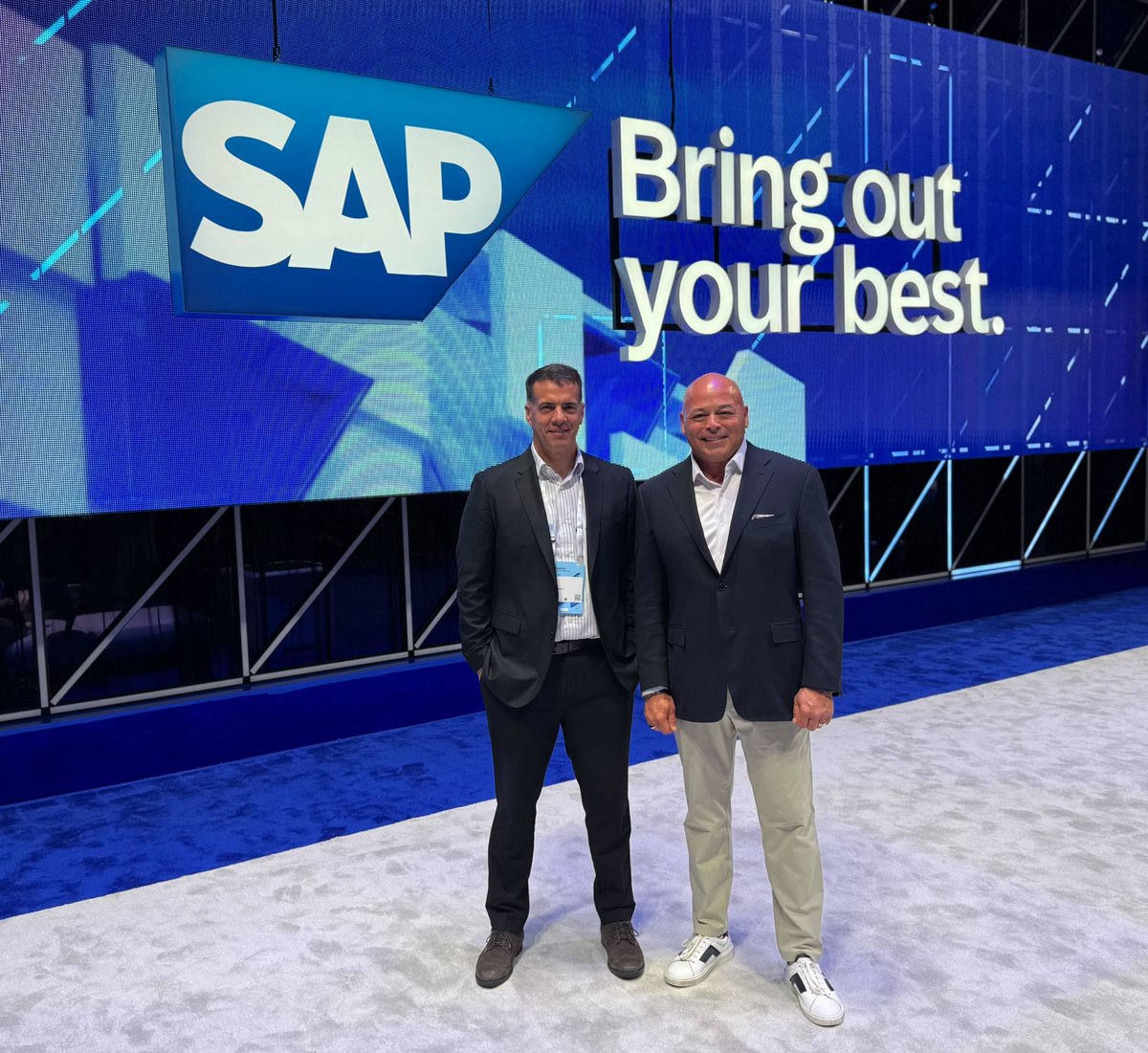 Innovation starts with people driven by passion and purpose. At #SAPSapphire, Stan Clark, President of Ecosystems &amp; Markets, and Acyr Luz, VP of Customer Success - Americas, show how we DO bring our best - every day with Cosmo Tech AI Simulation. We’re building what’s next.🚀