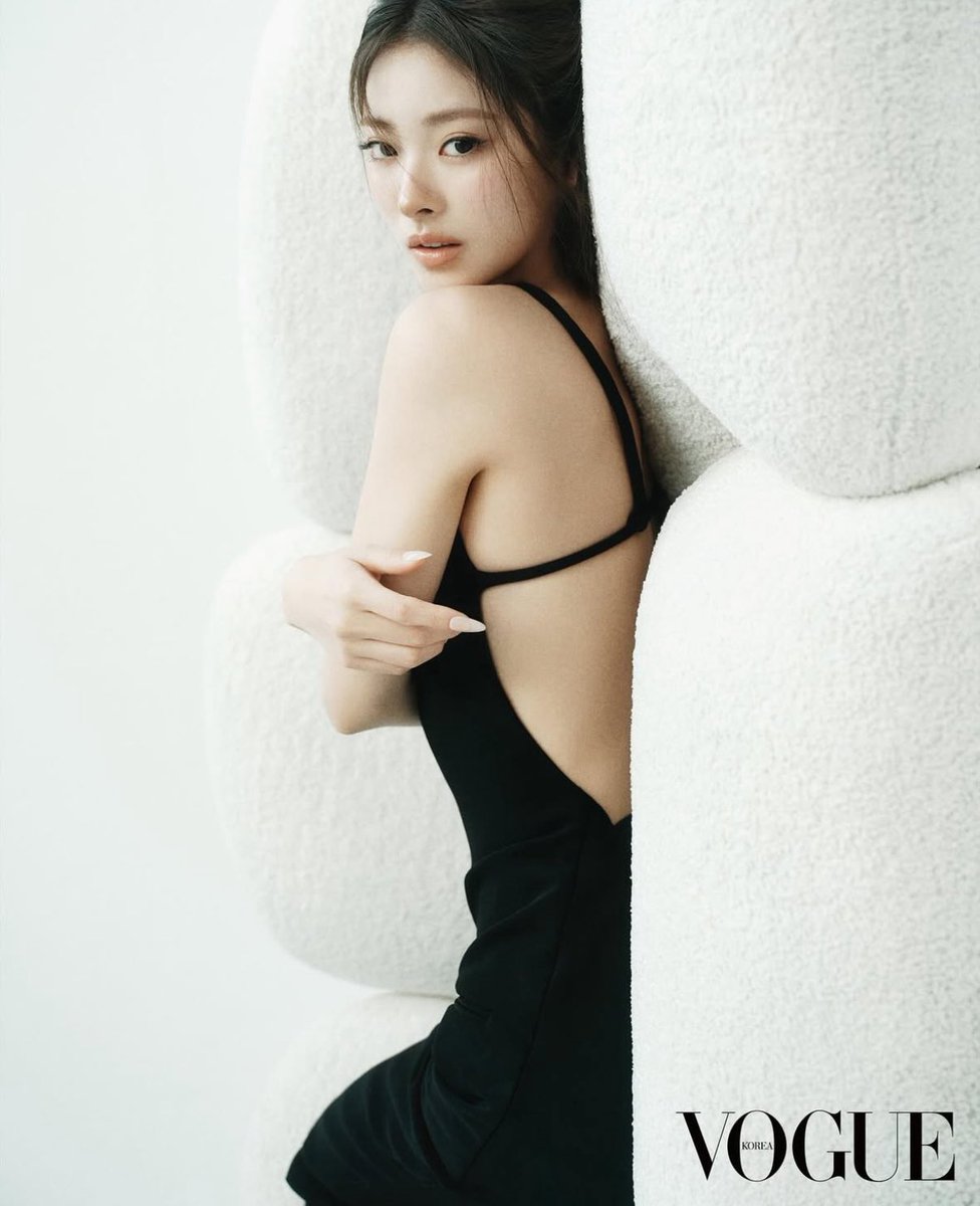 240522 voguekorea 인스타그램 #안나 🤍
