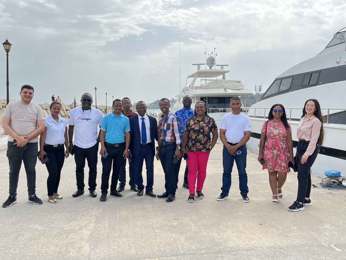 CodevIntl's tweet image. Un moment de détente bien mérité en bord de mer à Sidi Bou Saïd- Tunisie pour nos participants venus de #Madagascar , #Guinée , #Cameroun et #Bénin .
Merci à tous les participants pour leur dynamisme, leur bonne humeur et leur engagement tout au long de cette aventure !
