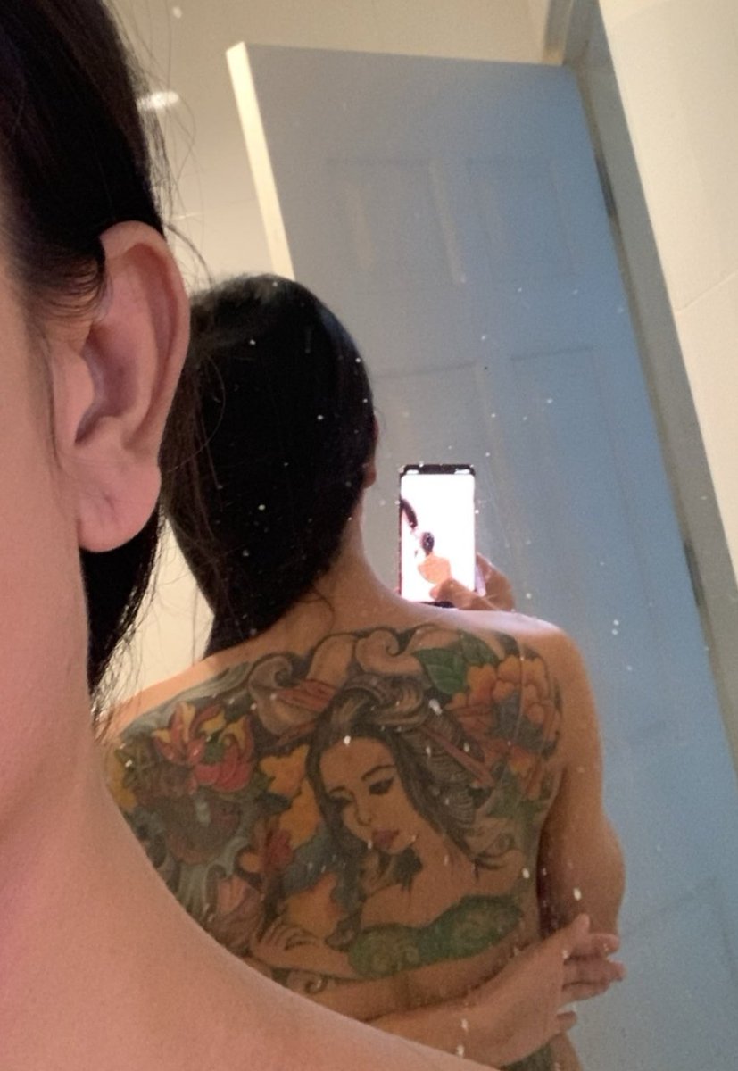 อีกสักพักจะมีคลิปหลุดกับเมียชาวบ้านลงให้ดู ติชมได้ตามสบาย