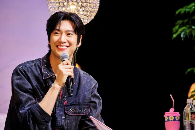 lettuce__club's tweet photo. #私の夫と結婚して #初恋DOGs 超人気韓国俳優 #ナ・イヌ 来日ファンミーティング＠横浜超詳細レポ🆙
🔻
https://t.co/MMjzUcT0ny

🎁貴重なサイン入りポスターを抽選で《1名様》に #プレゼント‼

⏰6/29㊐23:59〆
①@lettuce__club フォロー
②この投稿をRP

#レタクラコリア #나인우
@na_inwoo_jp https://t.co/xjyfWe7y8f