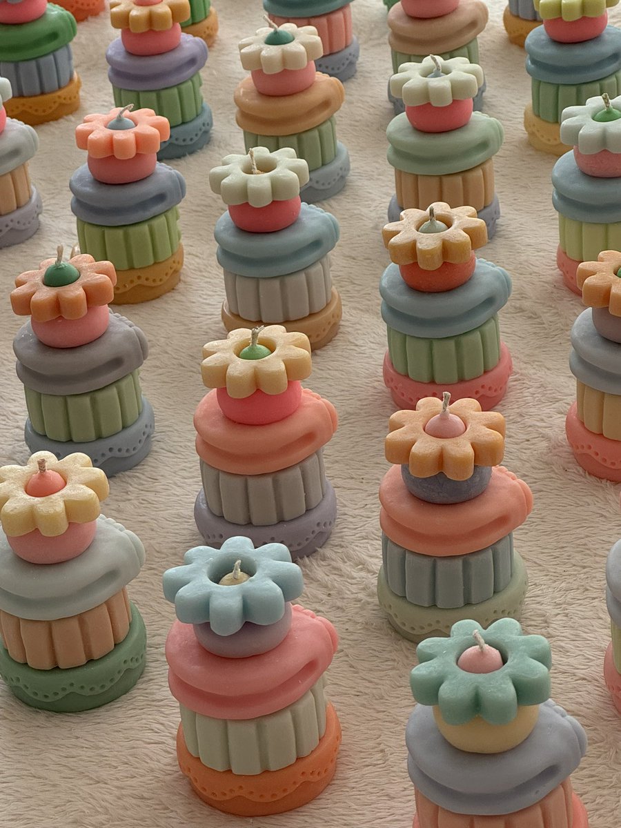 수백개 다 다르게 만듬 색깔이 겁나 예쁨