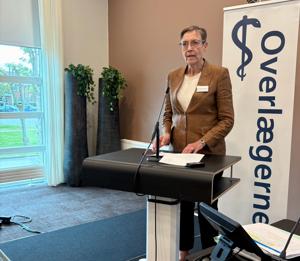 Overlægeforeningen (@overlgeforening) on Twitter photo “En politisk aftale om lægedækning er på vej. Vi har 22 konkrete bud på, hvordan reformens ambitioner bliver til handling. Fagligt stærke miljøer på alle afdelinger er afgørende.” <a href="/SWammen/">Susanne Wammen</a> på Overlægeforeningens repræsentantskabsmøde
laeger.dk/foreninger/ove… “En politisk aftale om lægedækning er på vej. Vi har 22 konkrete bud på, hvordan reformens ambitioner bliver til handling. Fagligt stærke miljøer på alle afdelinger er afgørende.” <a href="/SWammen/">Susanne Wammen</a> på Overlægeforeningens repræsentantskabsmøde
laeger.dk/foreninger/ove…