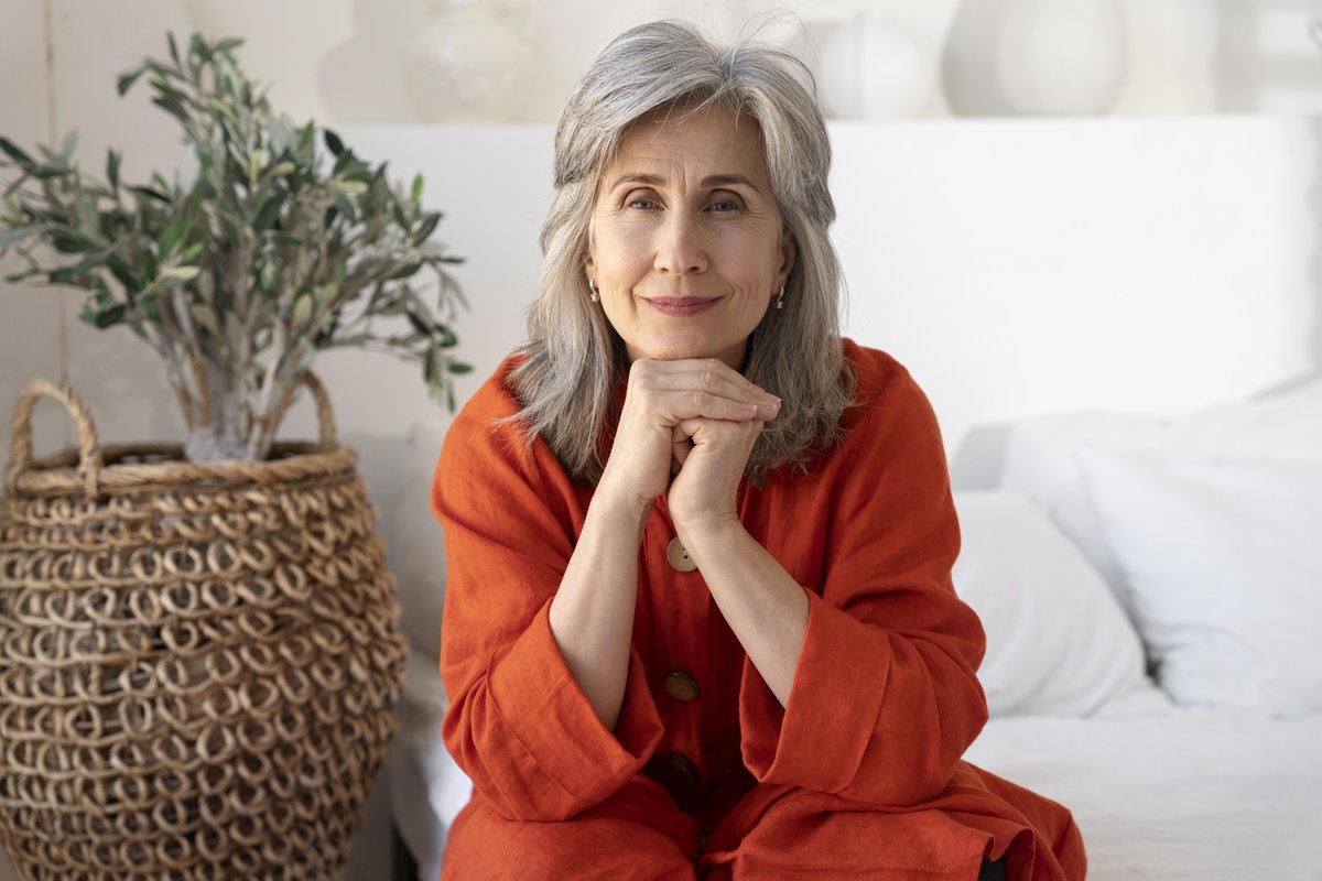 Cada dona viu la menopausa de manera diferent! Per això, apostem per una atenció personalitzada per tractar els símptomes de cada cas quironsalud.com/hospital-barce…