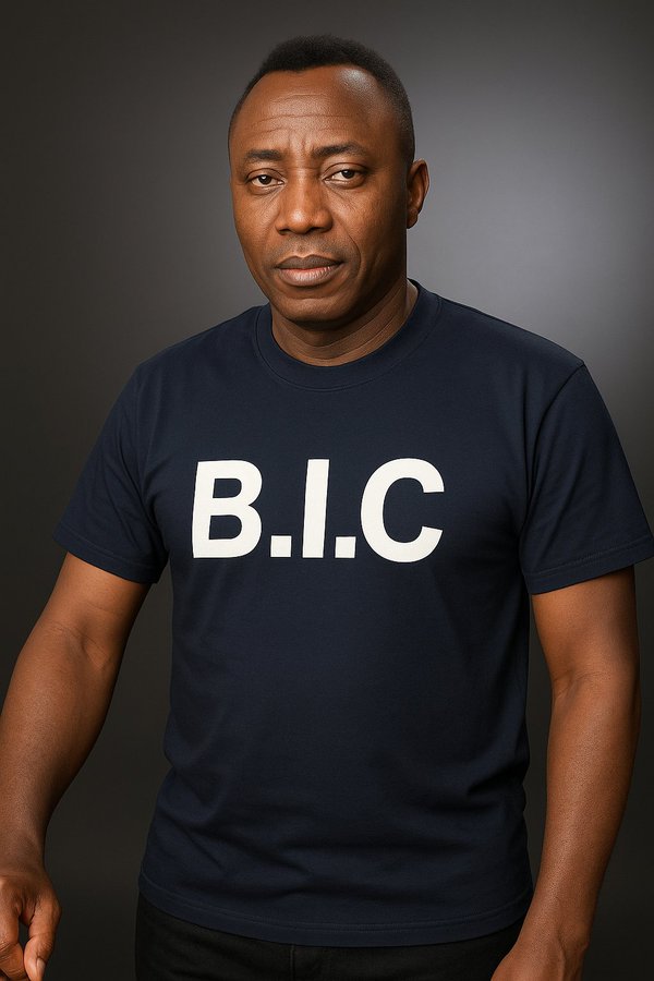 Finally revealed.
The covered face on BIC has been revealed.

Blackmailer in Chief.

Lessons.