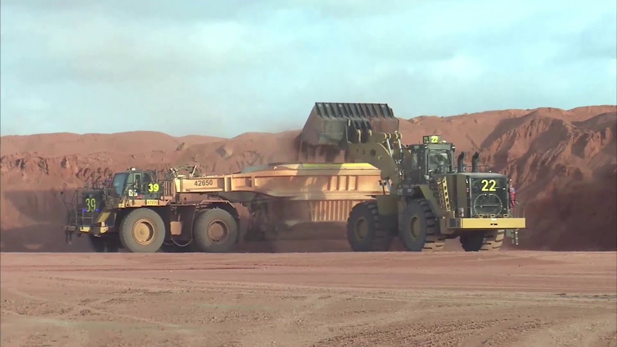 im_mining's tweet photo. Rio Tinto is to begin early works and conduct final engineering studies to increase production capacity by up to 20 Mt/y at the Amrun bauxite mine in Far North Queensland, aiming for first output as early as 2029 | https://t.co/Or1Z11m8j8 @RioTinto #Amrun #Weipa #bauxite https://t.co/j9V6GeWDRu