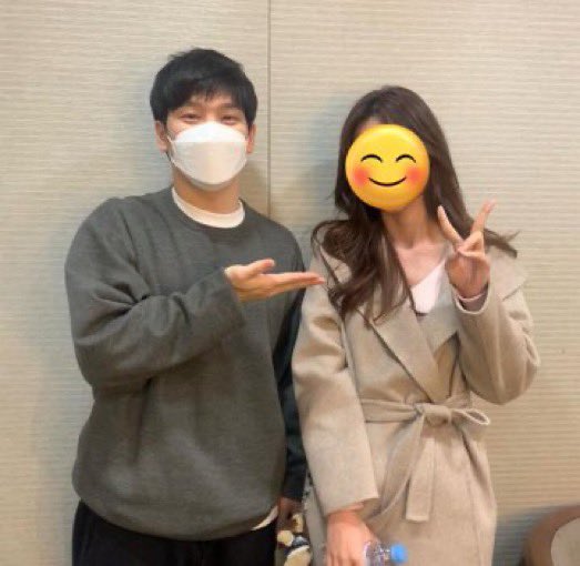 hkh0406's tweet photo. 이뽀송한느낌을영원히좋아함 https://t.co/9t6lwBsGPd