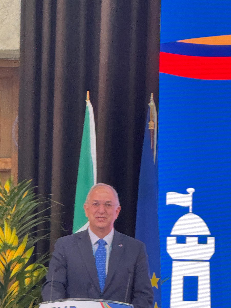 Irish Fish Producers Organisation (IFPO) (@ifpoireland) on Twitter photo Live from #EMD2025 in Cork
Listening in as <a href="/timmydooley/">Timmy Dooley</a> & <a href="/CostasKadis/">Costas Kadis</a> speak at the Fisheries & Ocean Dialogue session — tackling the future of fisheries and ocean governance.
<a href="/EU_Commission/">European Commission</a> <a href="/EU_MARE/">EU Maritime & Fish</a> <a href="/eurireland/">EU Commission in Ireland</a>
#IFPO #IrishFishing #Fisheries #IrishCoast Live from #EMD2025 in Cork
Listening in as <a href="/timmydooley/">Timmy Dooley</a> & <a href="/CostasKadis/">Costas Kadis</a> speak at the Fisheries & Ocean Dialogue session — tackling the future of fisheries and ocean governance.
<a href="/EU_Commission/">European Commission</a> <a href="/EU_MARE/">EU Maritime & Fish</a> <a href="/eurireland/">EU Commission in Ireland</a>
#IFPO #IrishFishing #Fisheries #IrishCoast